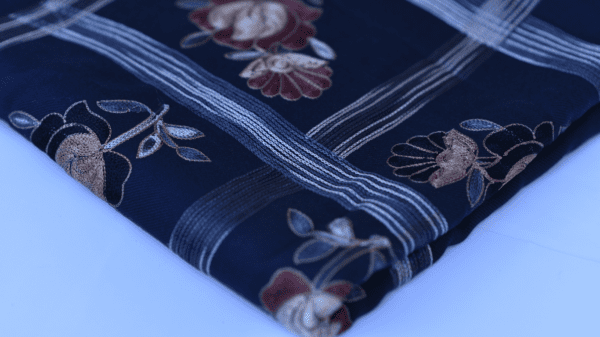 Pashmina Mix Check Flower Shawl - Image 2